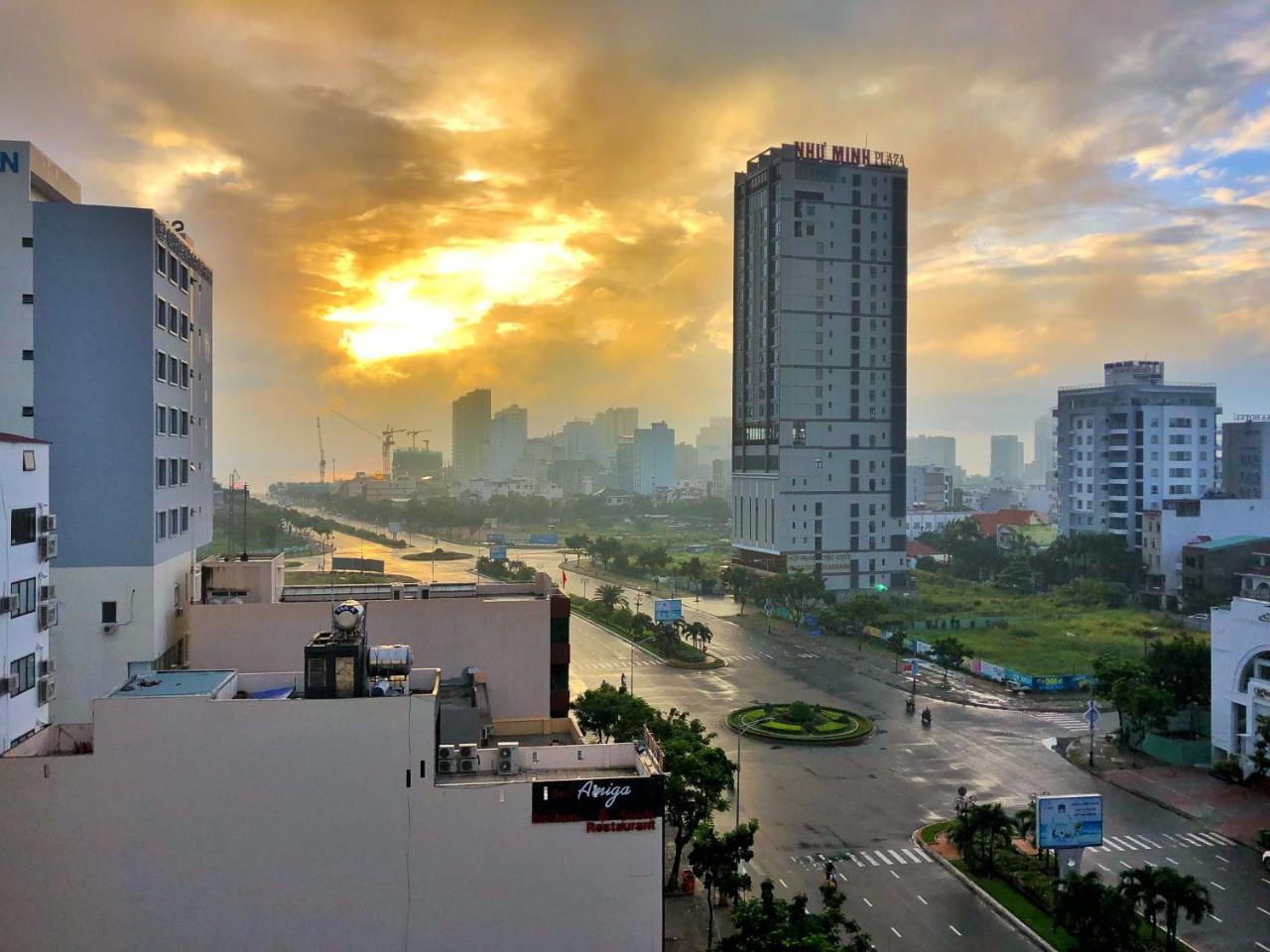 Monsieur Diesel Hotel Danang Buitenkant foto